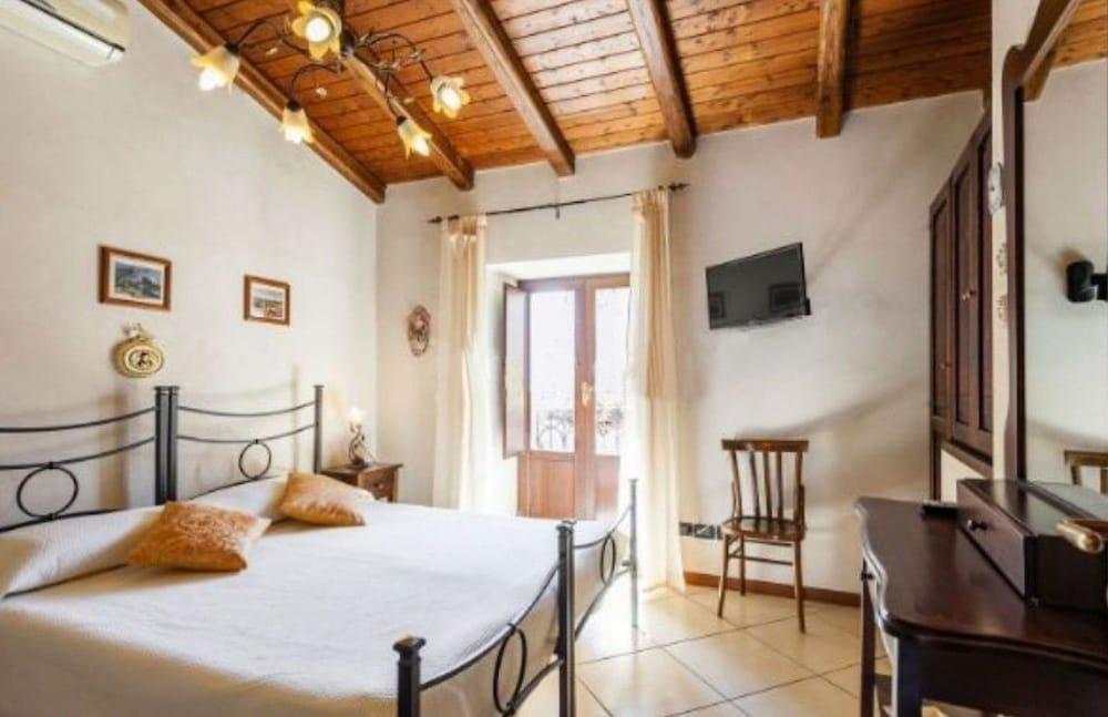 مبيت وإفطار نيكولوسي Casa Al Centro Storico المظهر الخارجي الصورة