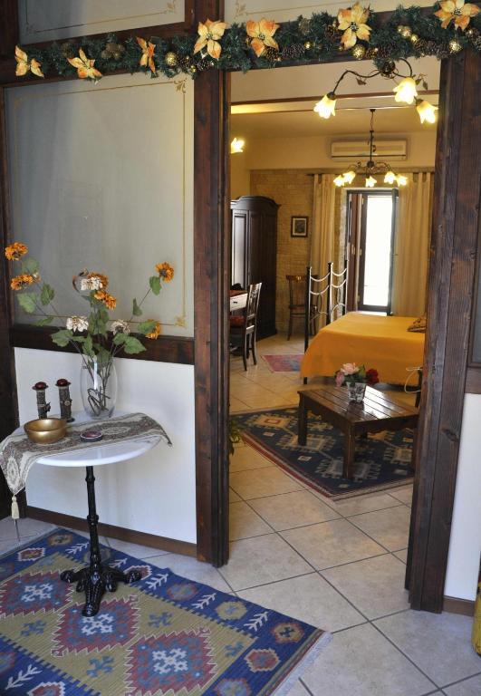 مبيت وإفطار نيكولوسي Casa Al Centro Storico الغرفة الصورة