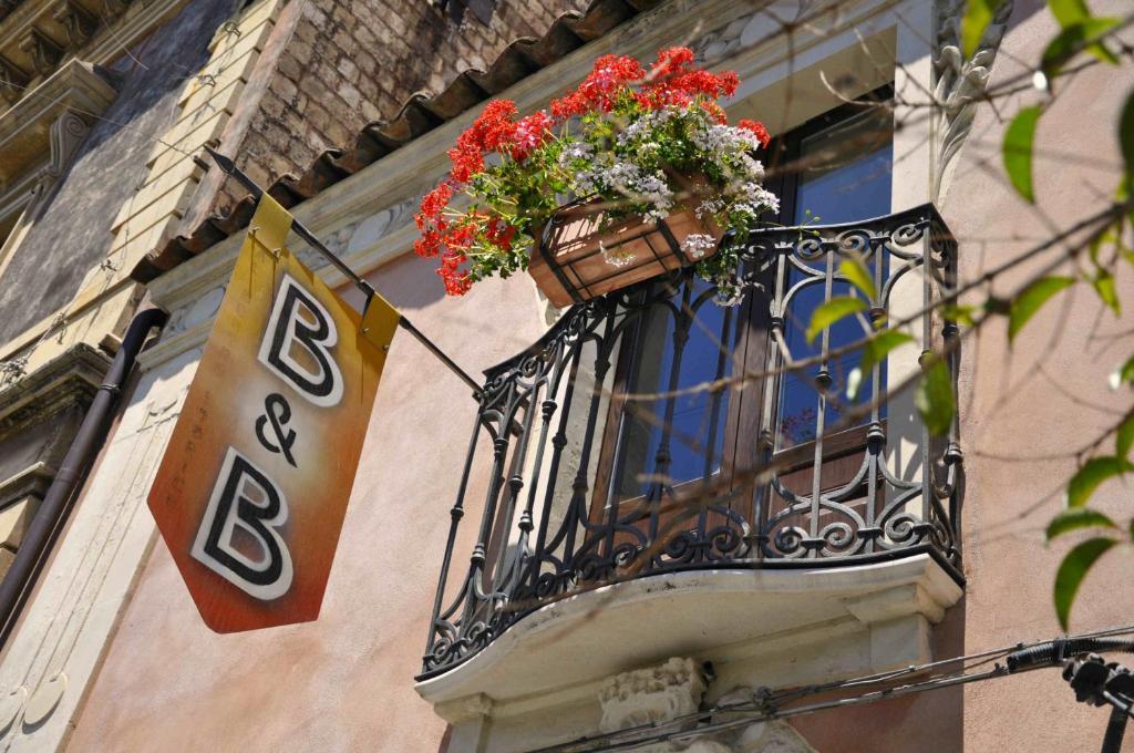 مبيت وإفطار نيكولوسي Casa Al Centro Storico المظهر الخارجي الصورة